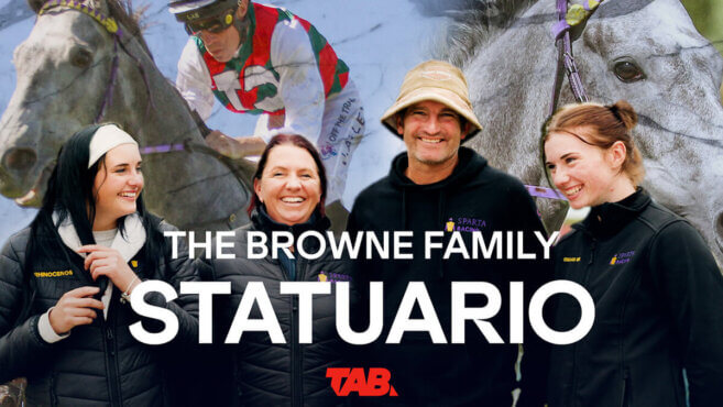 The Browne Family | Statuario