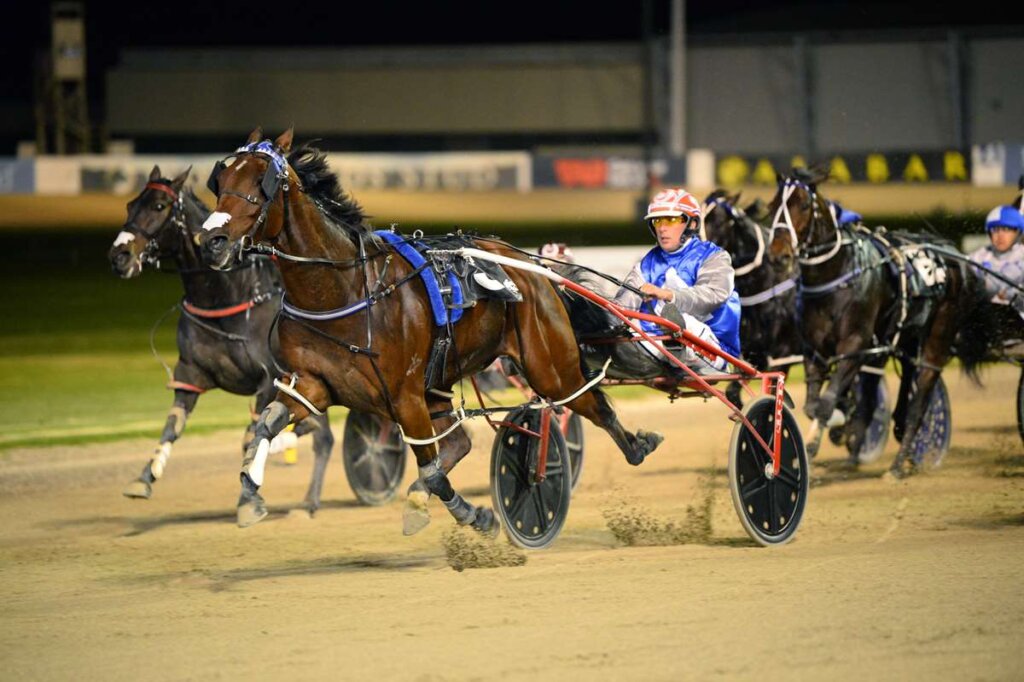 We Walk By Faith winning the Dawson Harford Taylor Mile Mobile Pace on 11 April, 2025. Photo by Race Images NZ.